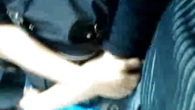 金髪オリガ吸コックとzaheedaのお尻