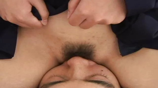 白slut Fucks美しい黒檀アナル