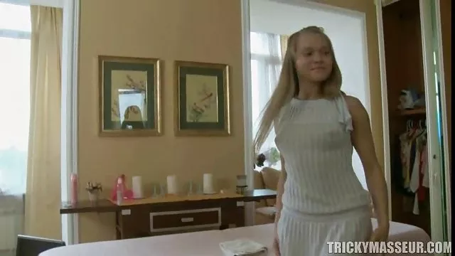 リーンにカザフスタンを入れてペニスの狭いお尻