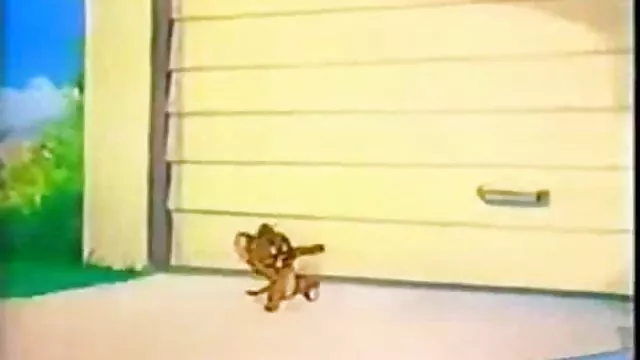 美しいアジアの女の子の巧みなとくや吸引器