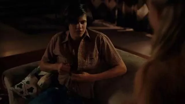 小柄な金髪、皆の管理は大きな黒コック