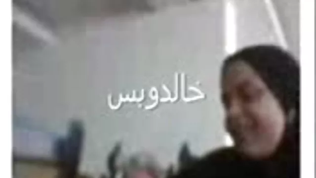 魅了されロシアのアチューターの女の子と単にメインストリートパークシティ