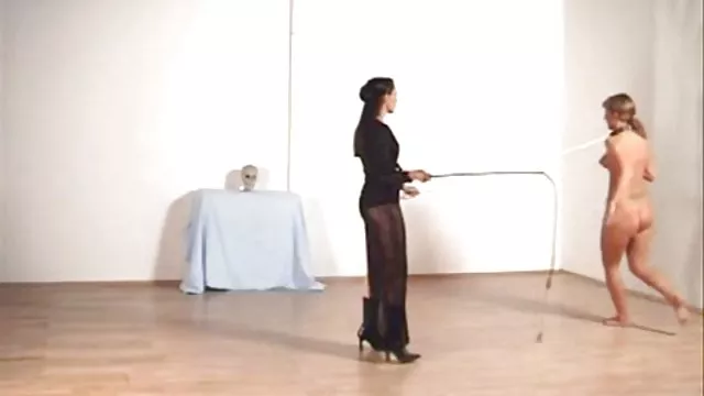 Bustyを大幅に吸黒phallus恋人