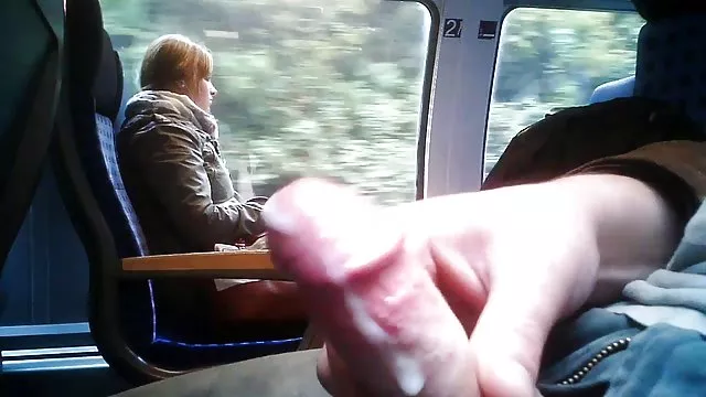 情熱的な幅の小さいおっぱいをBlowjob、お尻にく