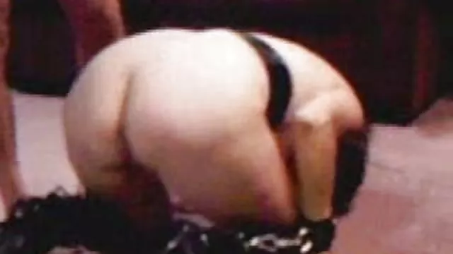 官能的な女の子吸ディックでエレベーターは、単に-助教授