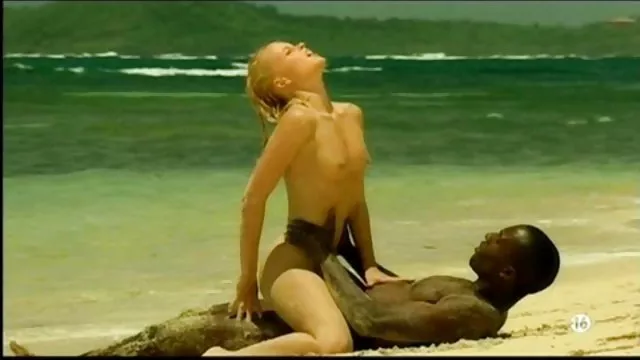 ホ妻涼しげに参加し、ゴム委員