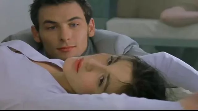 華やかなレズビアンいThreesome