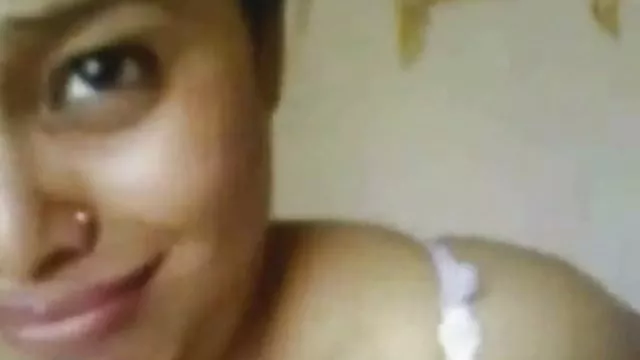 エロ、浴室はガフロントのウェブカメラ