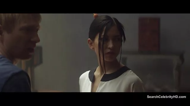 女の子からのreality show"夏休みのメキシコ"内トップレス