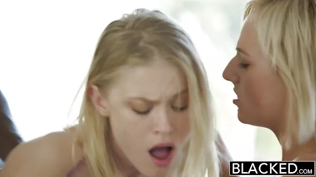 揚げ物仕事がんをカメラ