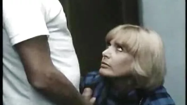 成熟した同性愛を引に炊き点若手のコック