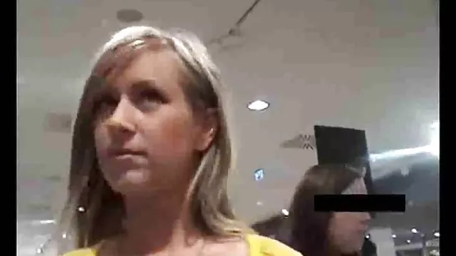 ちょっ単、キッチンで蒸し暑メイドからウクライナ