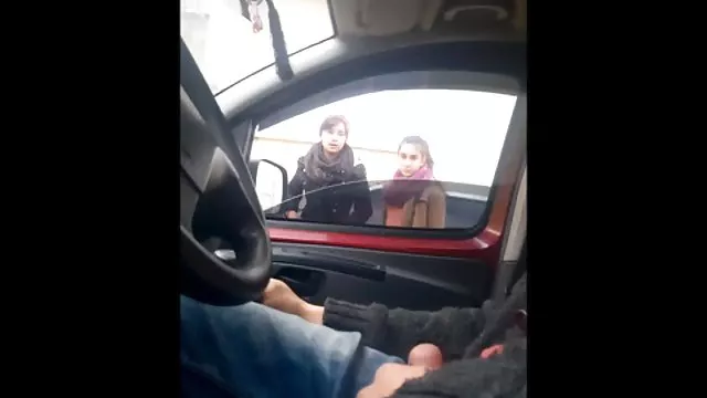 ビデオ監視かわいらしい尻青いスカート