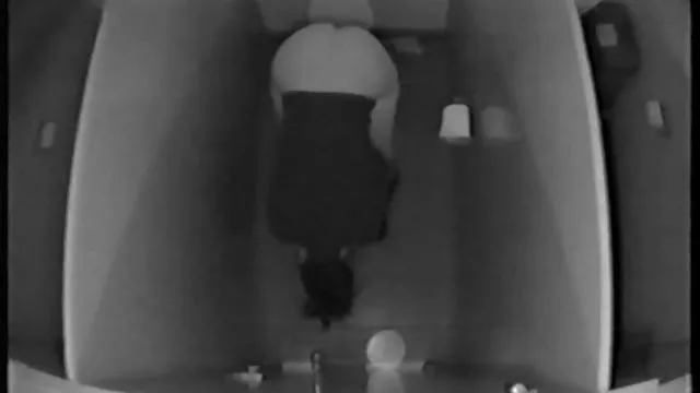 女性の場合Negroい外陰部には尿道口があり弄