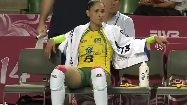 お父さんは強制ソッ彼ディックは、単に彼の肛門