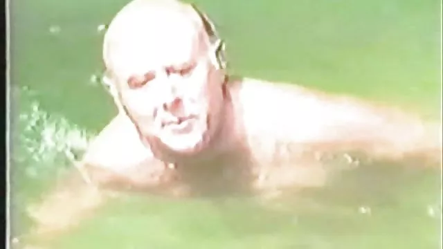 18歳のモ温待の若いnigger