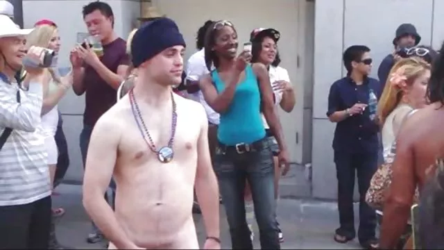 かわいいろん隣には、単に自分をバックヤ