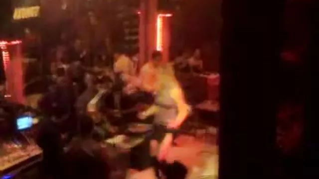 Fucks眠れる美しい女のカメラ