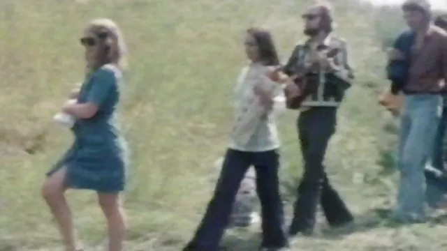 若きゲッ裸とnadrachivatコックのソファ