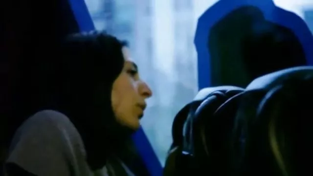 固定を操る天使少し顔を弄すべてのひび割れ