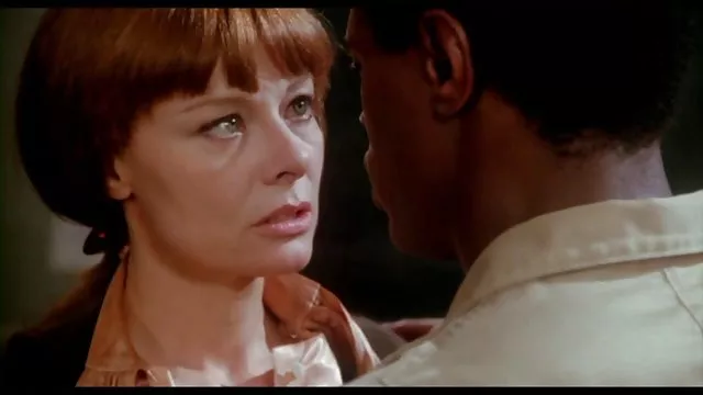 黒髪の美しさんかきと足