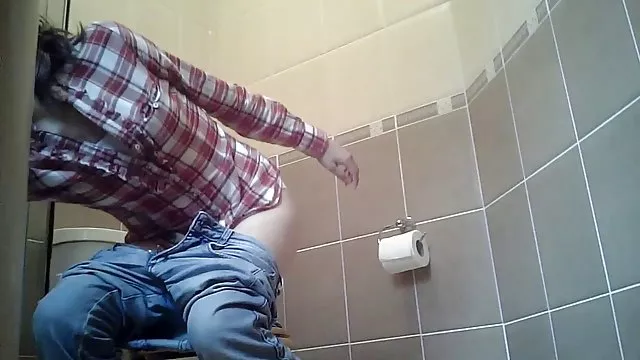 勝利を目指すドイツの学生straddledのコックの先生