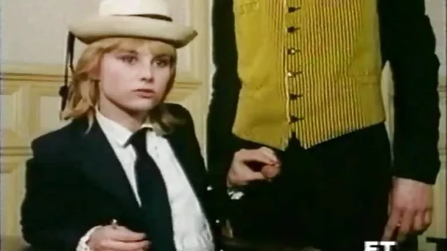 笑顔のゲイjerks彼の脂肪ディック