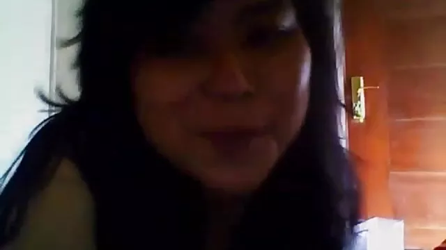 薄ビキニと女の子が熱心にMasturbatesの商品