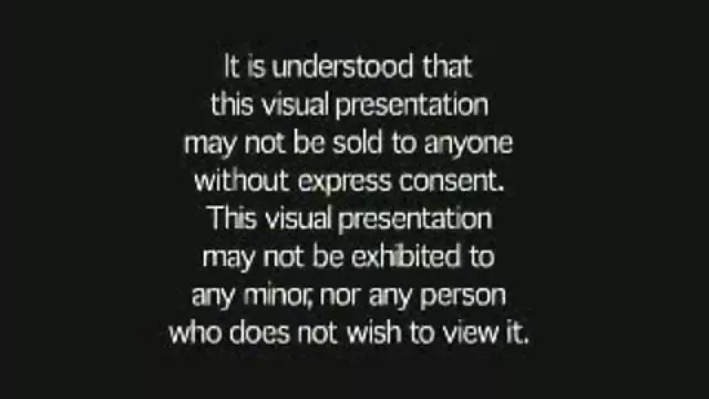 のNegro料理人が二つの白ひ