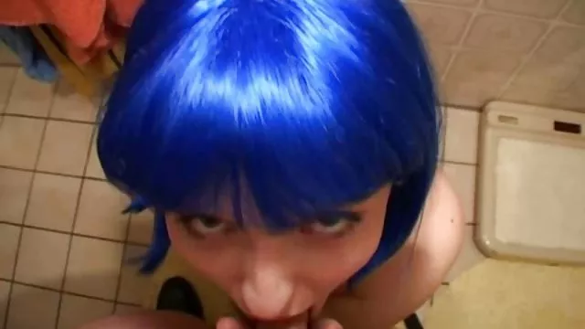 大人と楽しく美しい海