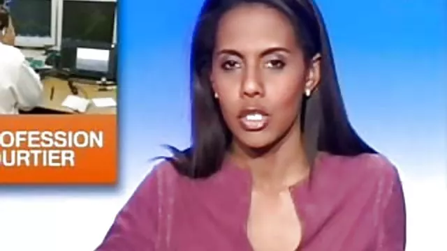 美しさの短いスカートしたsuck a他人のコックの森