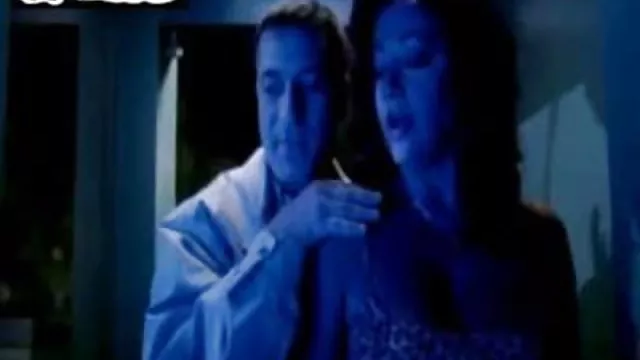 肉感的なGangbangロシアの高等学校後prom