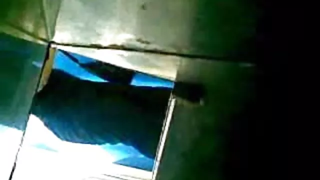 金髪に自然体験を新しい性ロボット