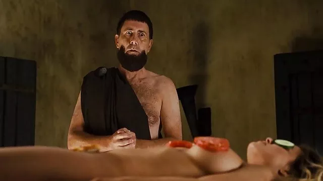 裸のロシアの美しさ楽しさとエンターテイメント性にフロントカメラの