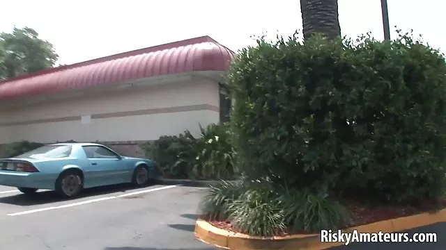 幅の大きなおっぱいは性奴