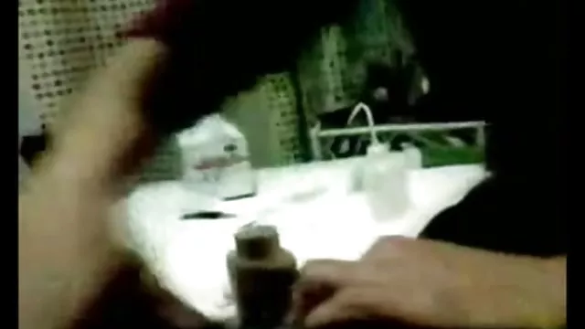 セクシー futanariスポーツを友人と、吸い込みコックの人