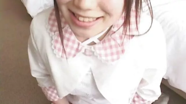 Alena poebat、二人の友達にメインストリートパークシティ