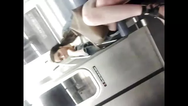 ロシアの女の子が釘付けにsome ass