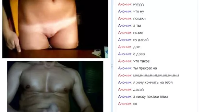 男をみる裸婦を通じて壁に穴公開シャワー