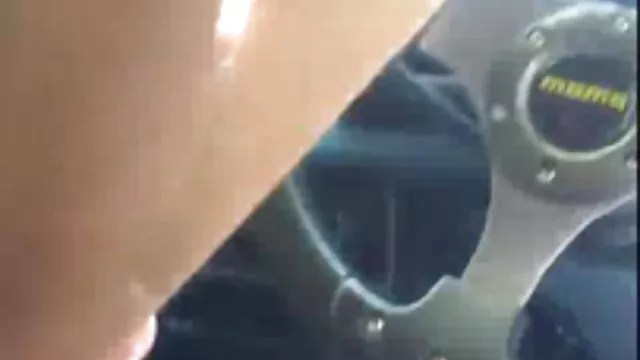 その男は､姉妹に贅沢なBlowjobとの兼口