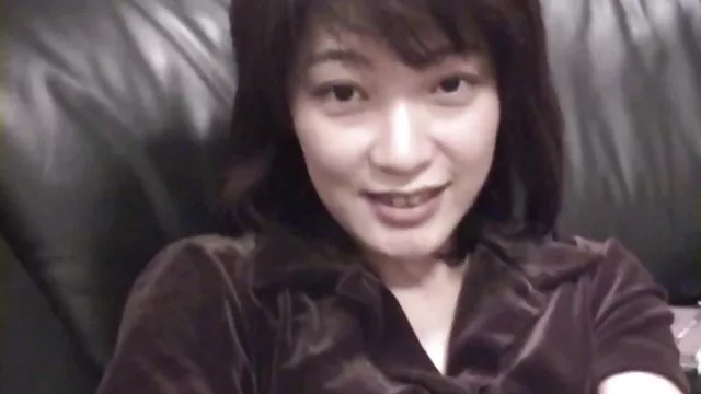 女子短いスカートFucks初めてのお尻二雄馬