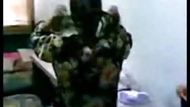 シンディでゆったり網タイツはお尻の男