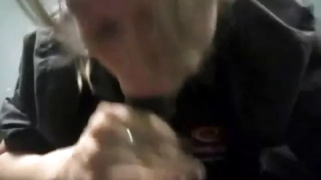 Busty金髪魅了され員長Negra