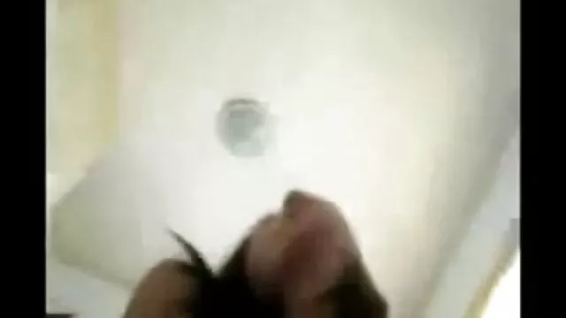 妻けは夫の手のものへリックと白足