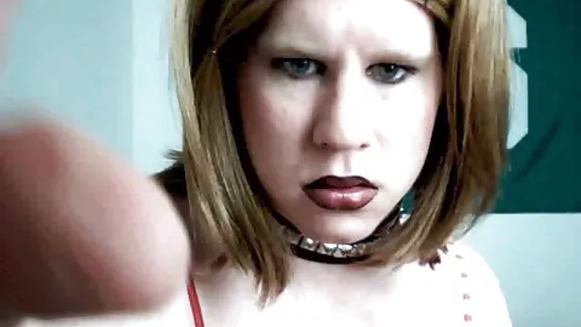 裸ナSemenovich偽のポルノビデオ