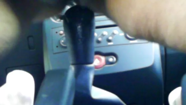 角尼魅了され、負傷男