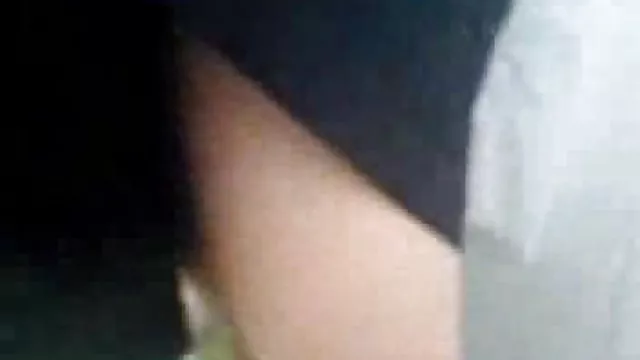 ロシア-アダブルル普及のためのかわいい処女Irina