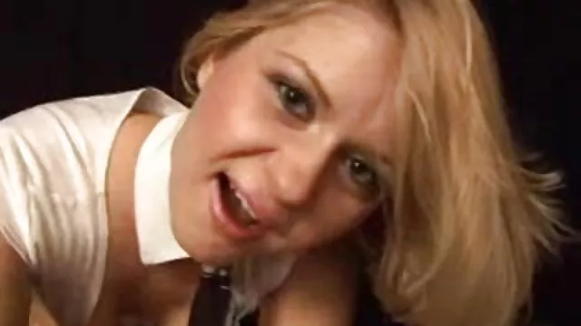 ピラティス教員の天性の路地に美しい赤ちゃん