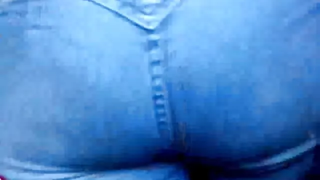 学生サビナFucks気に入った講師のテーブル