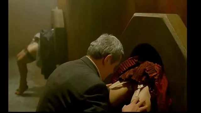 18歳babeて、全身のケチャップ